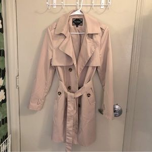 Valuker Trench Coat